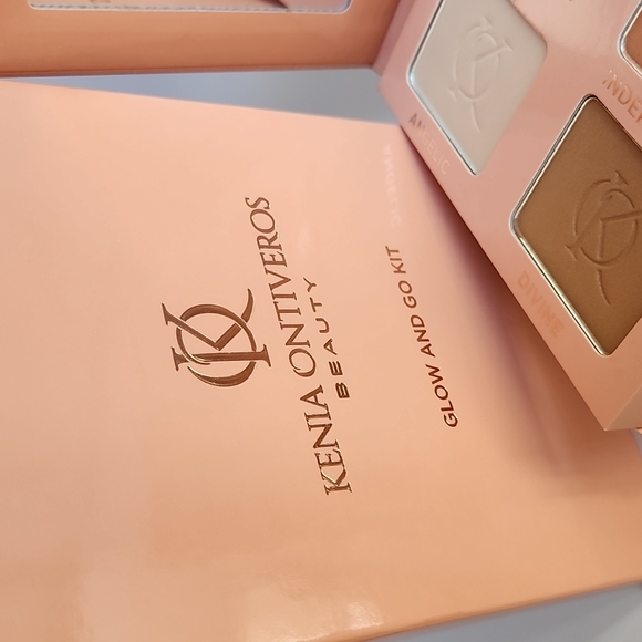 Kenia Ontiveros Beauty Glow and Go Kit - Picture 6 of 11